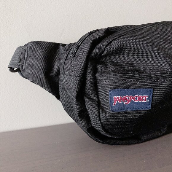 JanSport, Fifth Ave Fanny Pack, 2.5L NWT - Picture 6 of 14